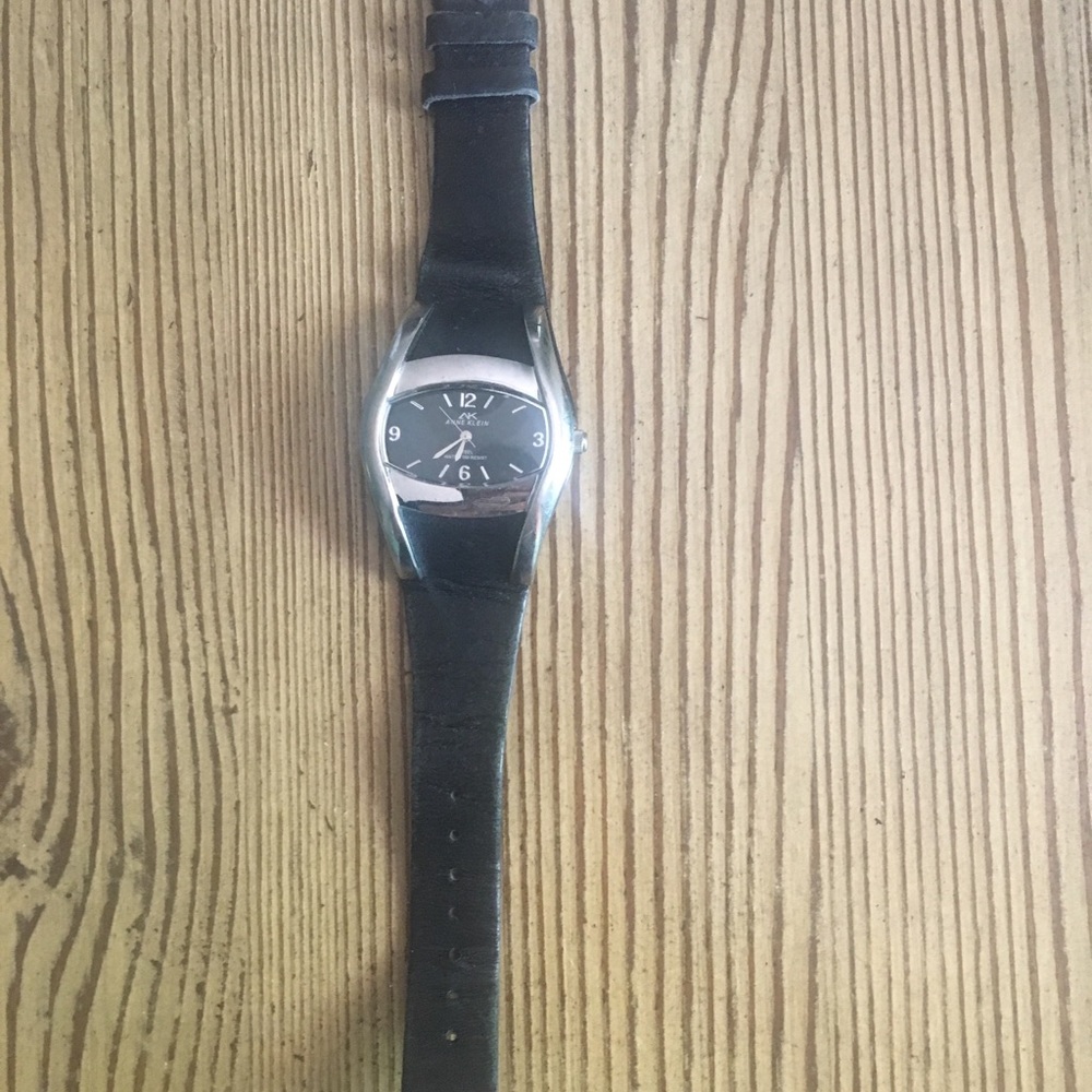 Vintage Anne Klein Watch, GUC - Picture 2 of 5